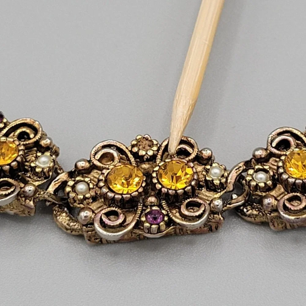 Womens Gold Tone Metal Fashion Bracelet Multicolor Rhinestones Faux Pearl 6 1/4 - Picture 8 of 8